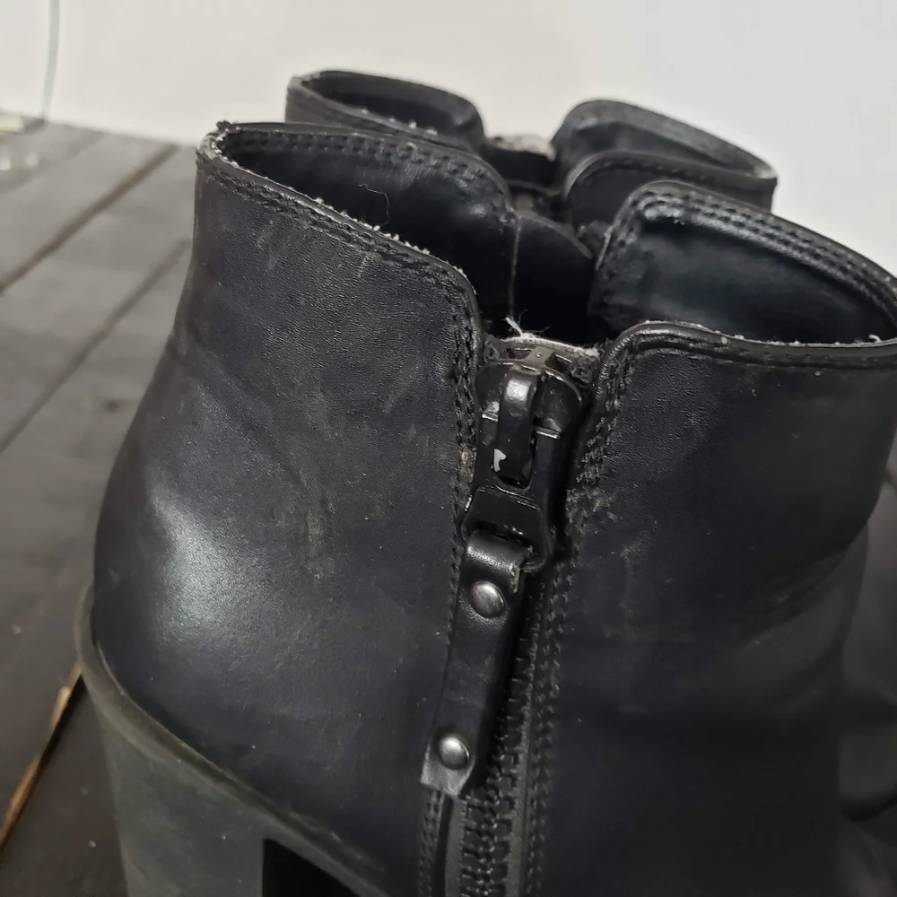 Candie's Women's 8 Black Chunky Platform Heel Ankle Booties Boots Y2K 90s Shoes